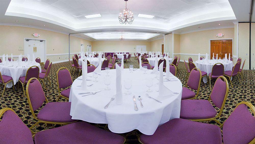 Holiday Inn Lumberton By Ihg Exterior foto